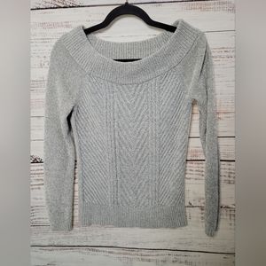 White house black market Soft XS Sweater